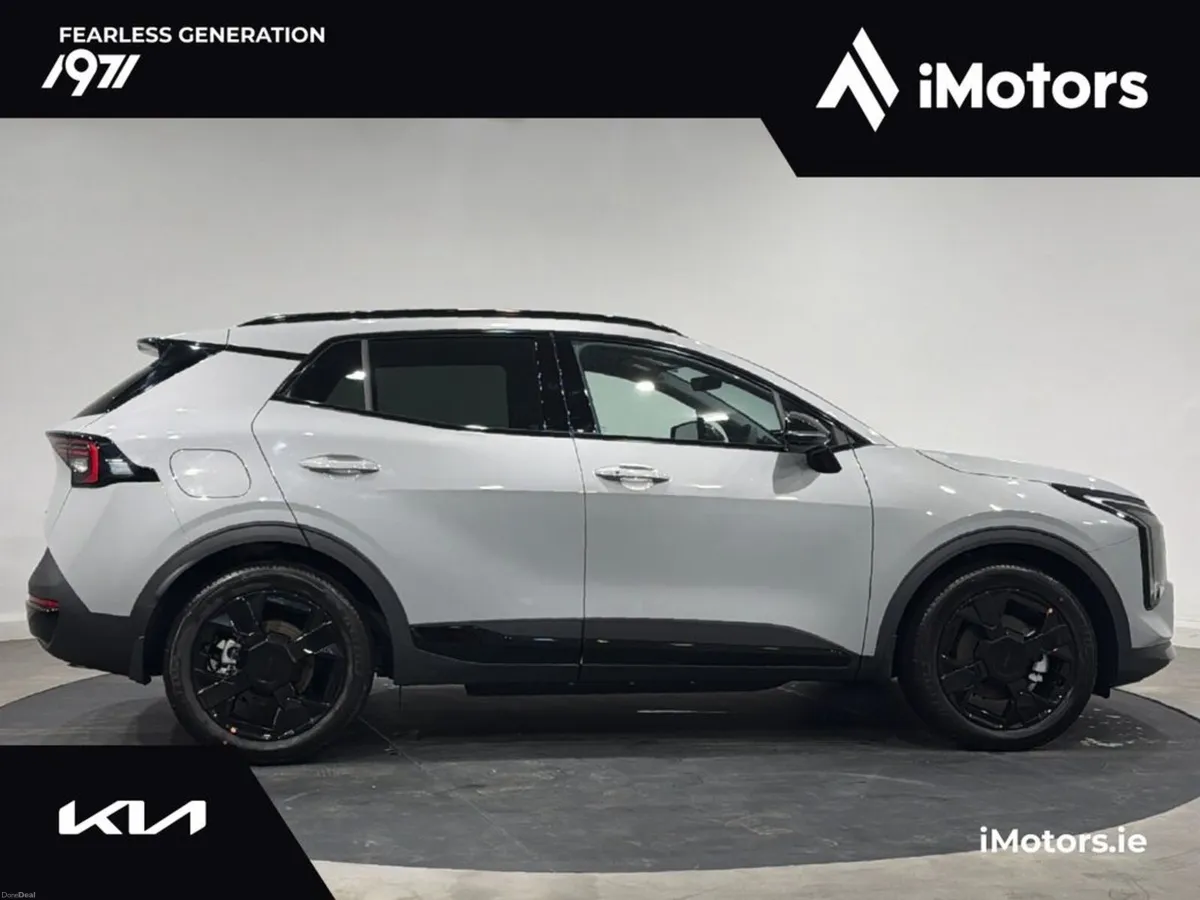 Kia Sportage PHEV BLACK EDITION - Image 2