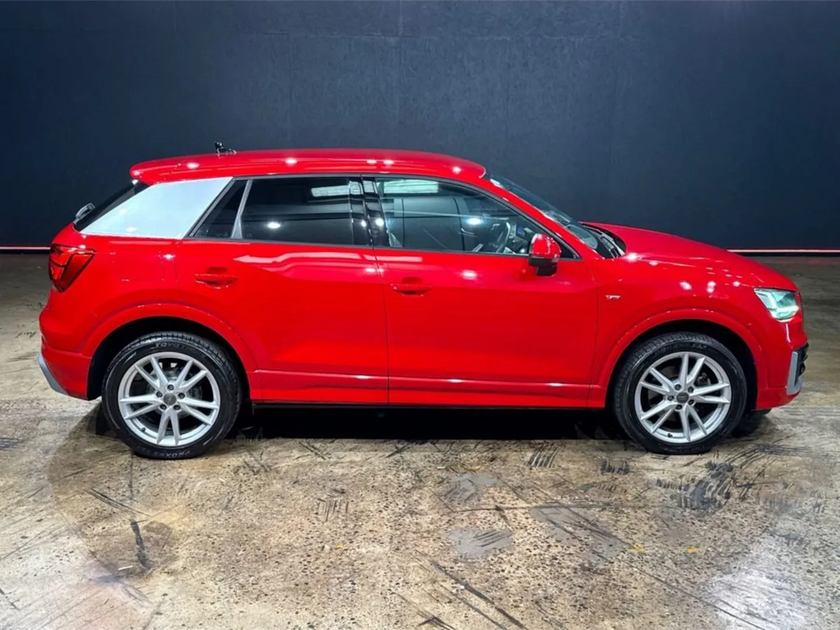 Audi Q2 1.0 TFSI AUTOMATIC S-LINE PACKAGE - BLACK - Image 2
