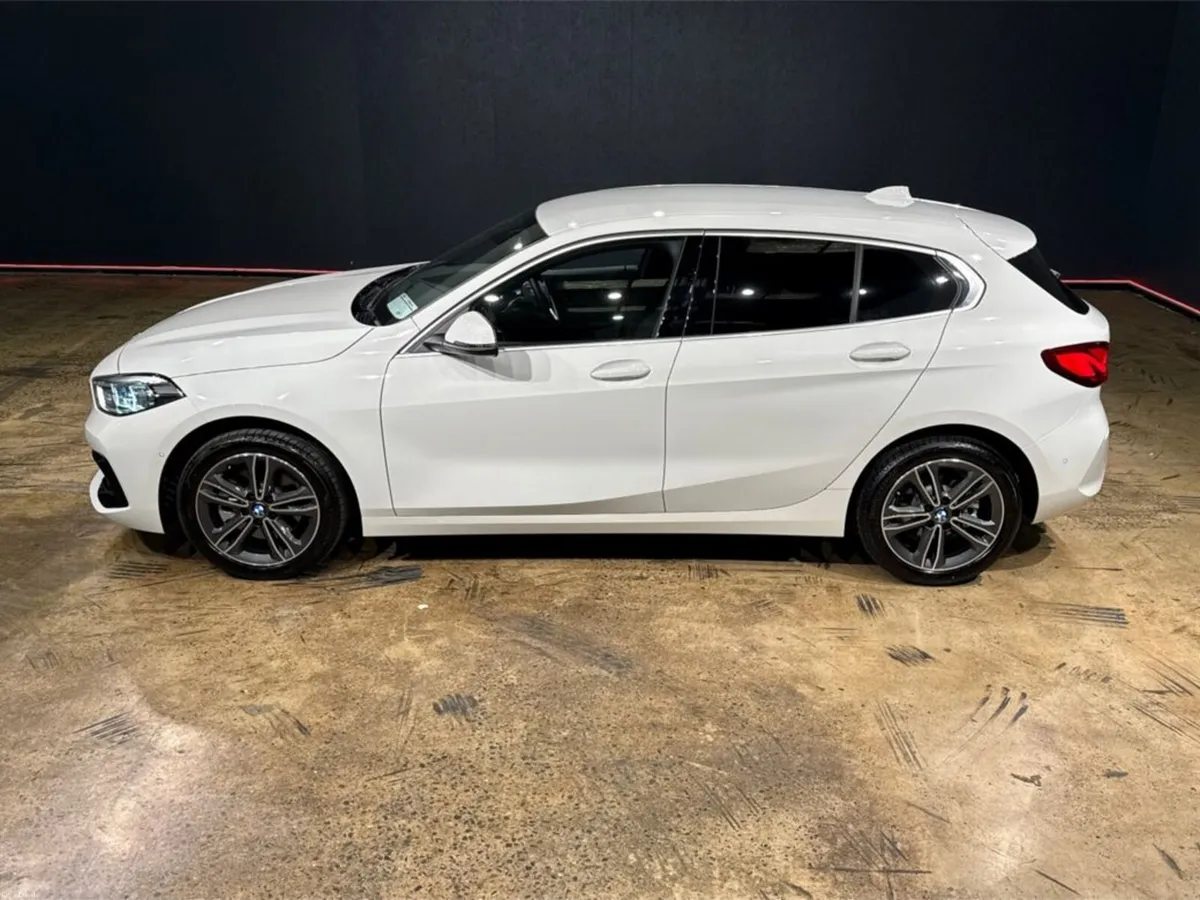 BMW 1-Series ONLY 686KM - 1.5 AUTOMATIC - FACTORY - Image 6