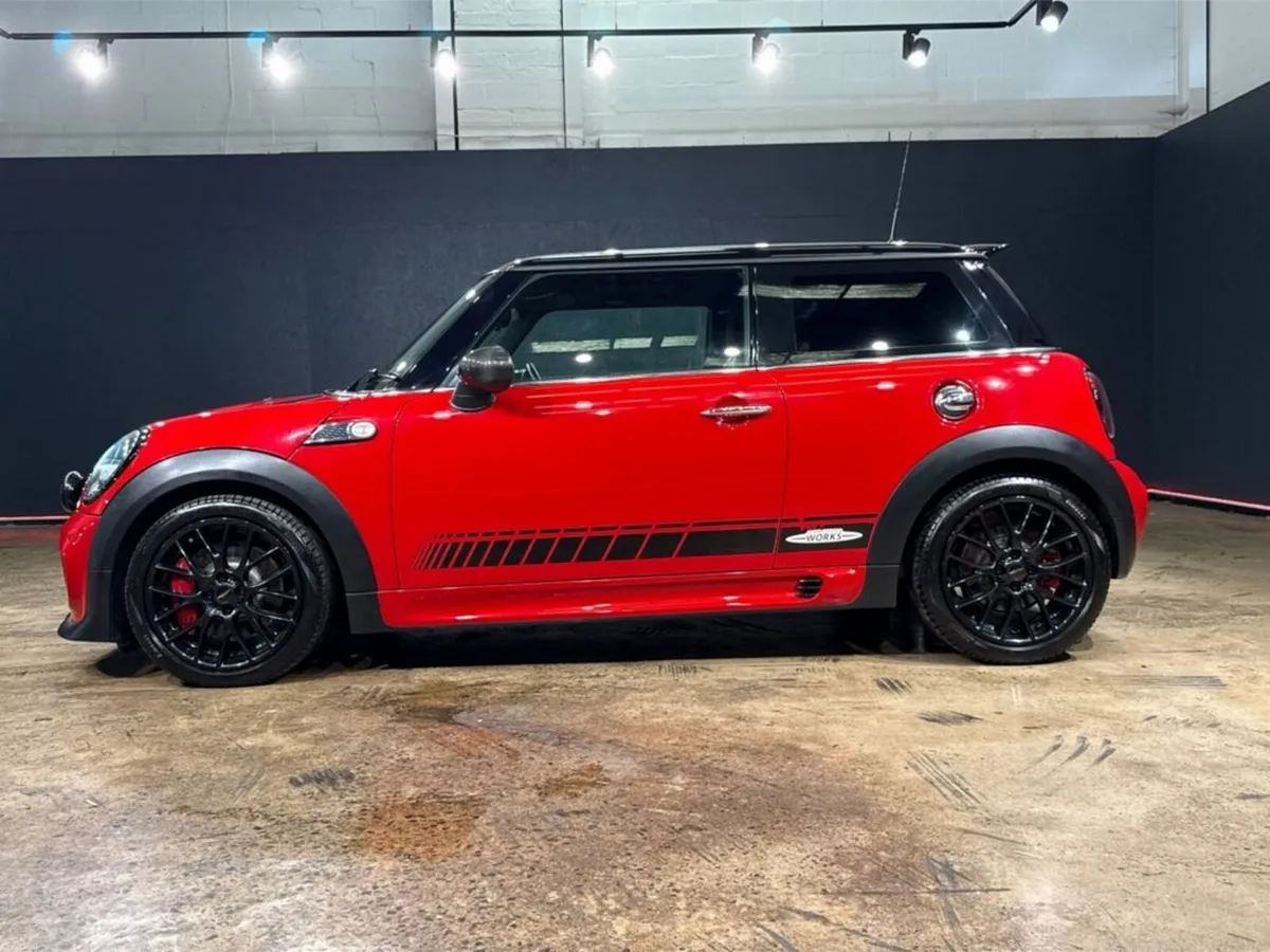 Mini Cooper JOHN COOPER WORKS - 1.6 AUTOMATIC - UP - Image 6