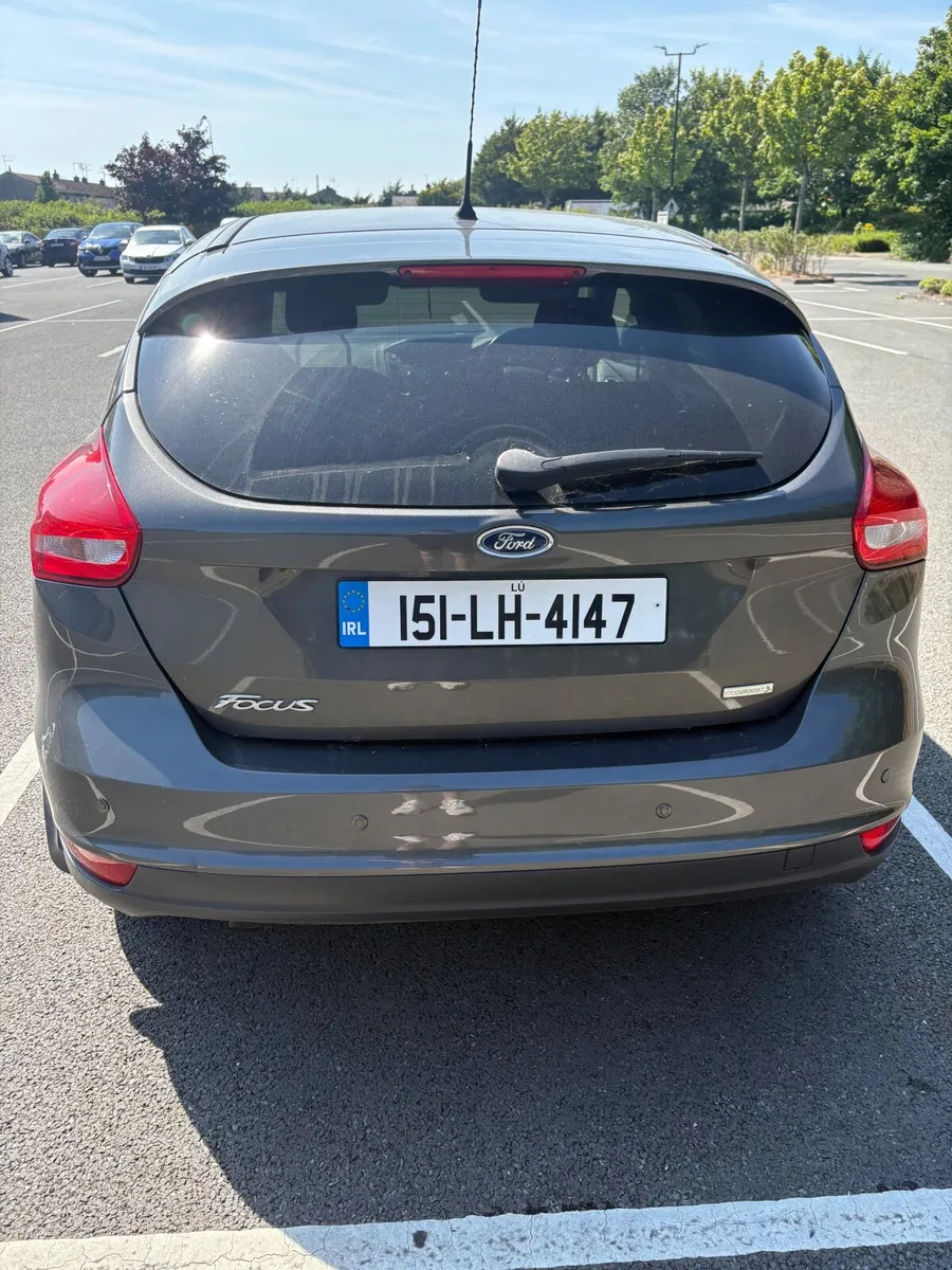 Ford Focus 2015 Zetec - Image 4