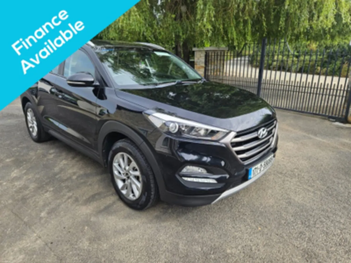 2017 Hyundai Tucson 1.7 SE NAV - LOW KMS - 1 OWNER - Image 3