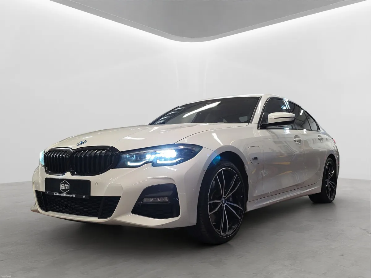 2022 BMW 330E M-SPORT AUTO. - Image 3