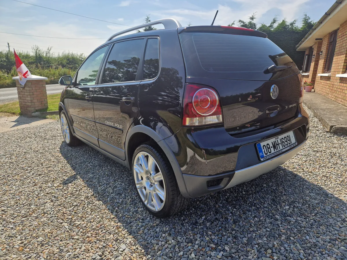 Volkswagen Polo Cross 1.4tdi low mileage fsh - Image 5