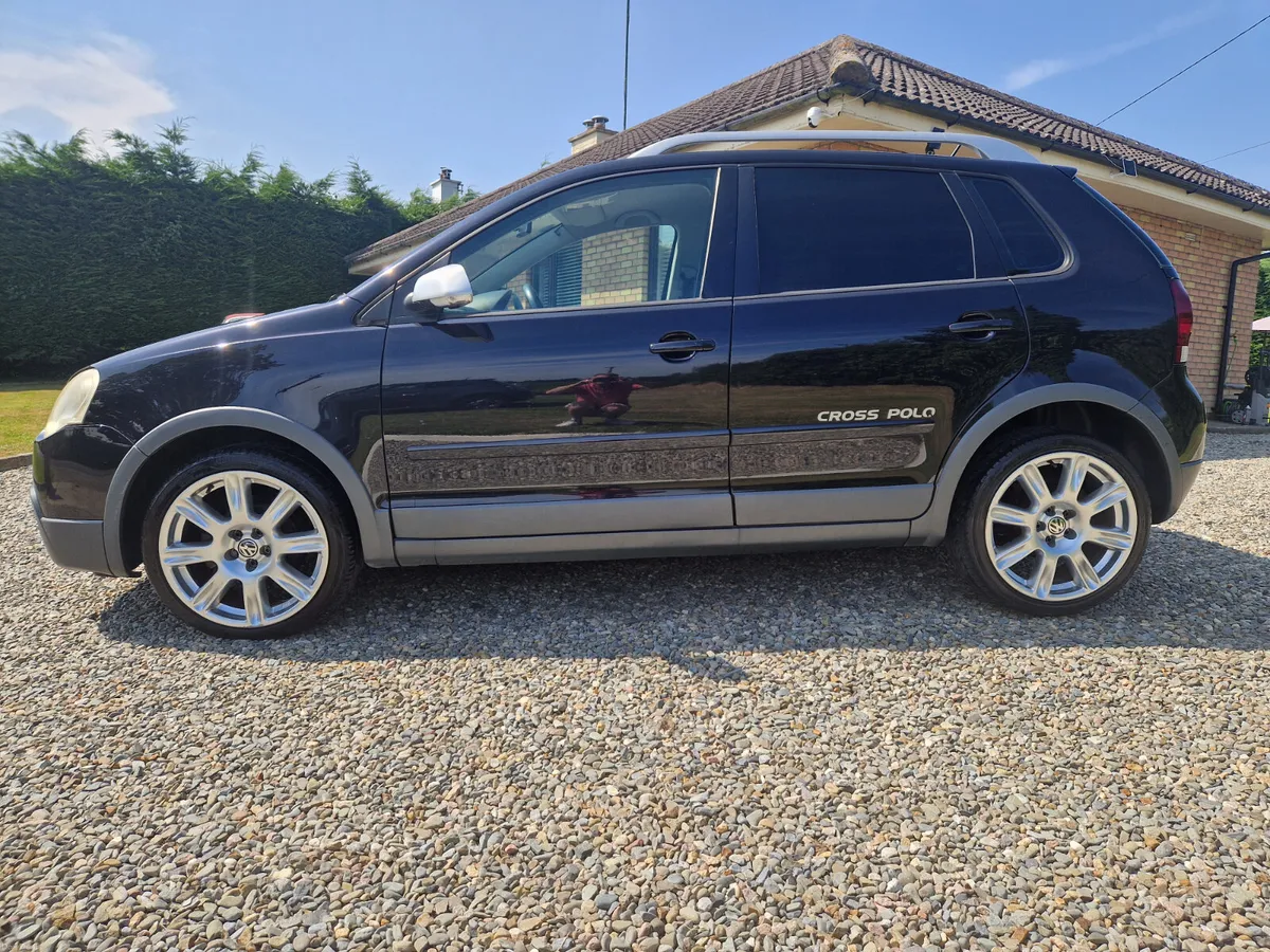 Volkswagen Polo Cross 1.4tdi low mileage fsh - Image 6