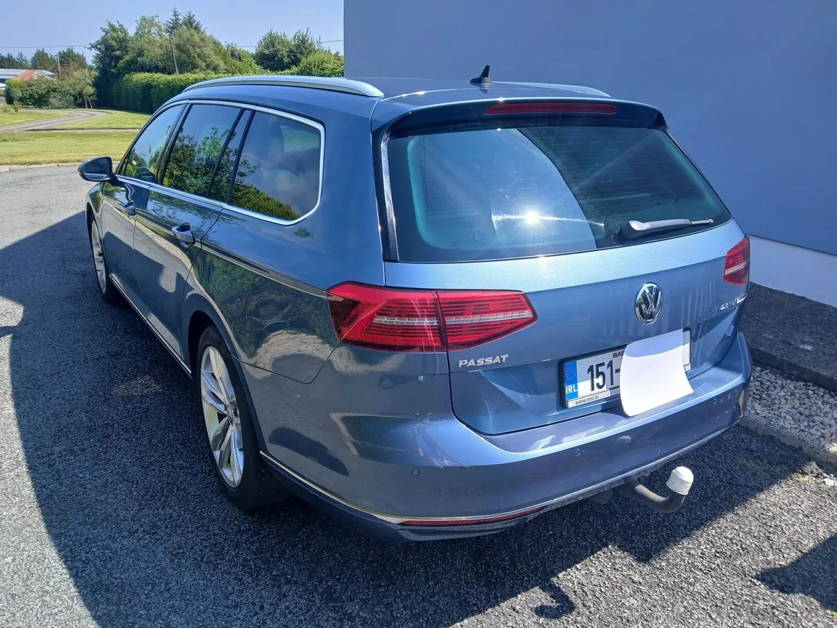 2015 Volkswagen Passat Highline Estate 2.0 Auto - Image 5