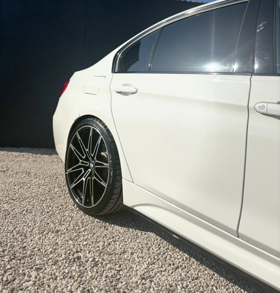 BMW 320i 2.0 M Sport Automatic 2017 Low KM - Image 3