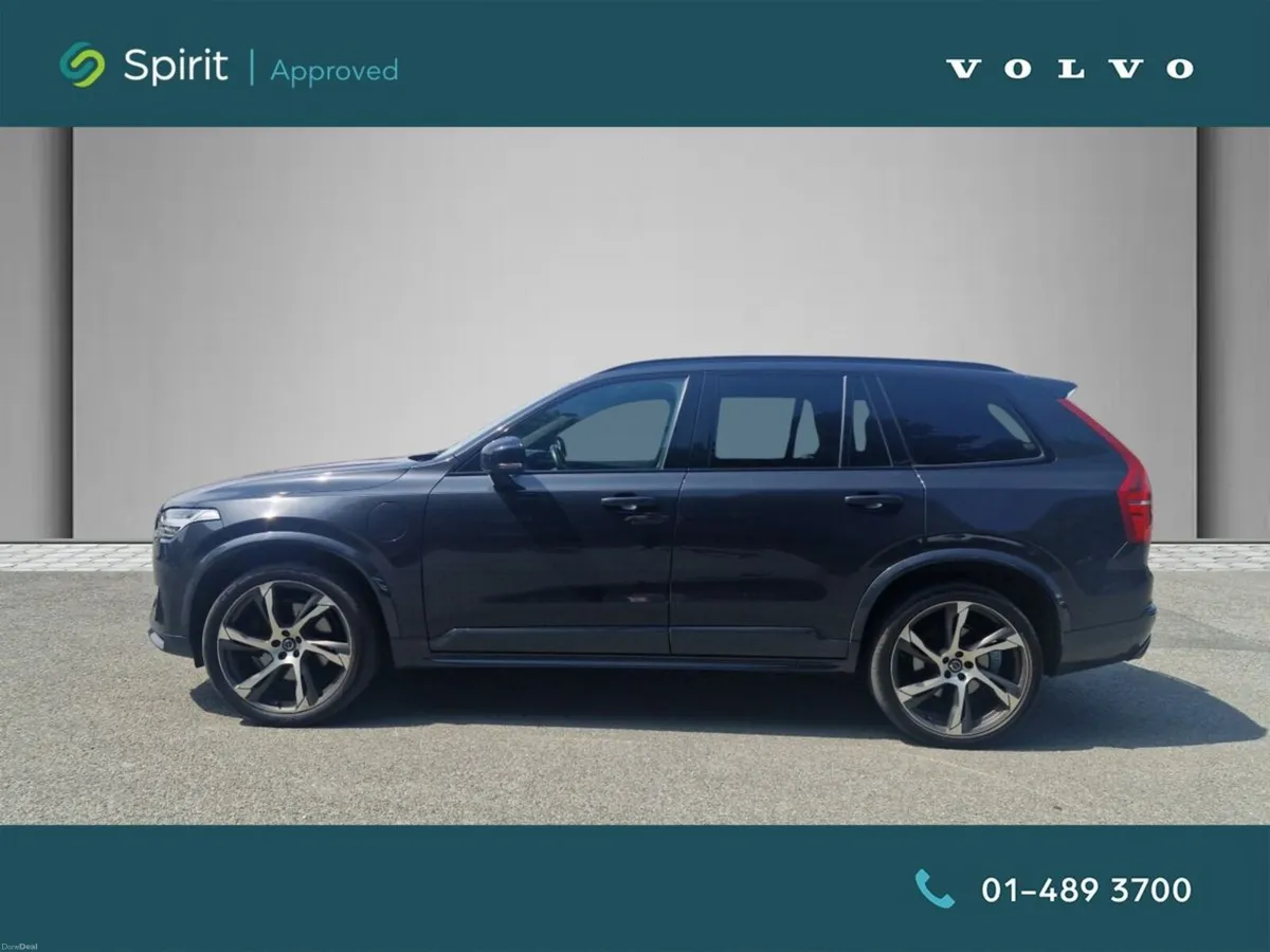 Volvo XC90 T8 R-Design Plug In Hybrid - Image 6