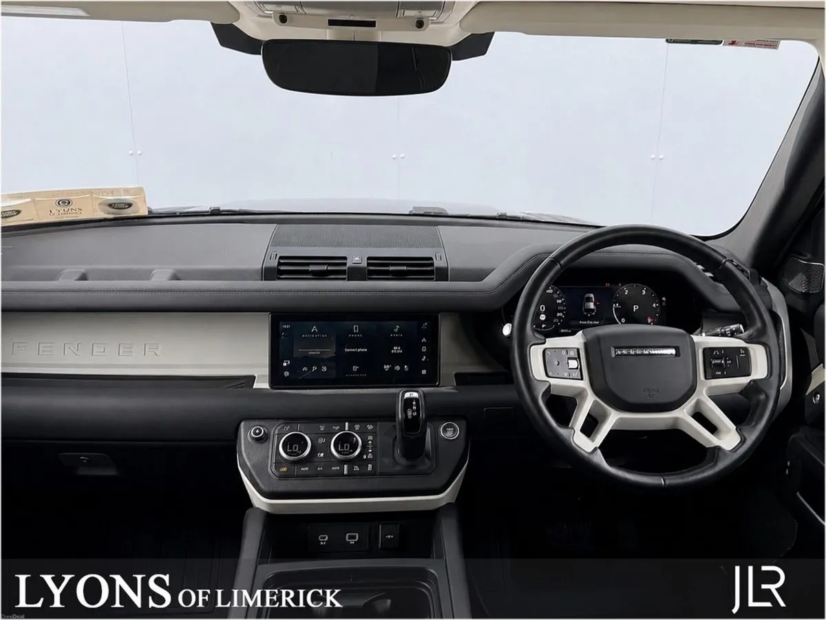 Land Rover Defender DEFENDER 110 3.0 D HARD TOP S - Image 4