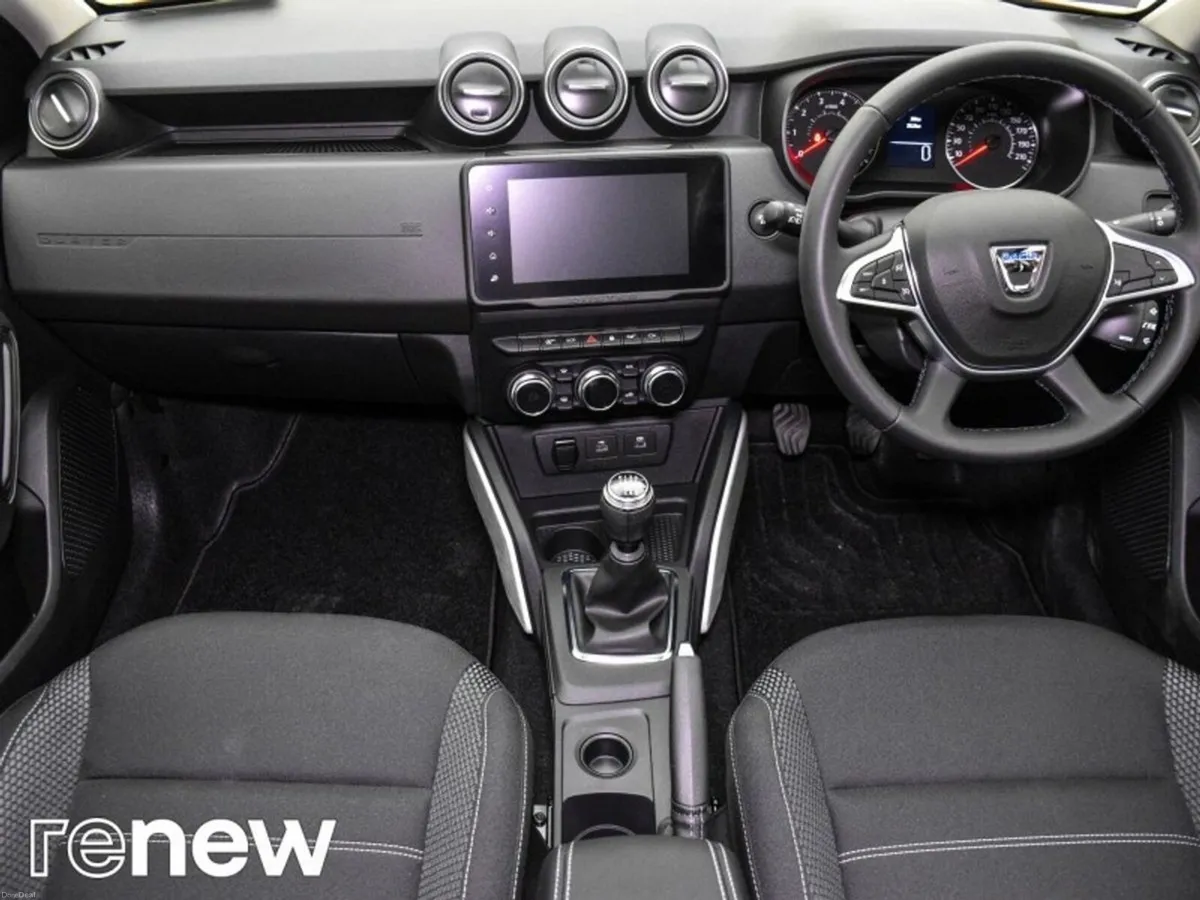 Dacia Duster 1.5 Blue dCi 115 Prestige - Image 2