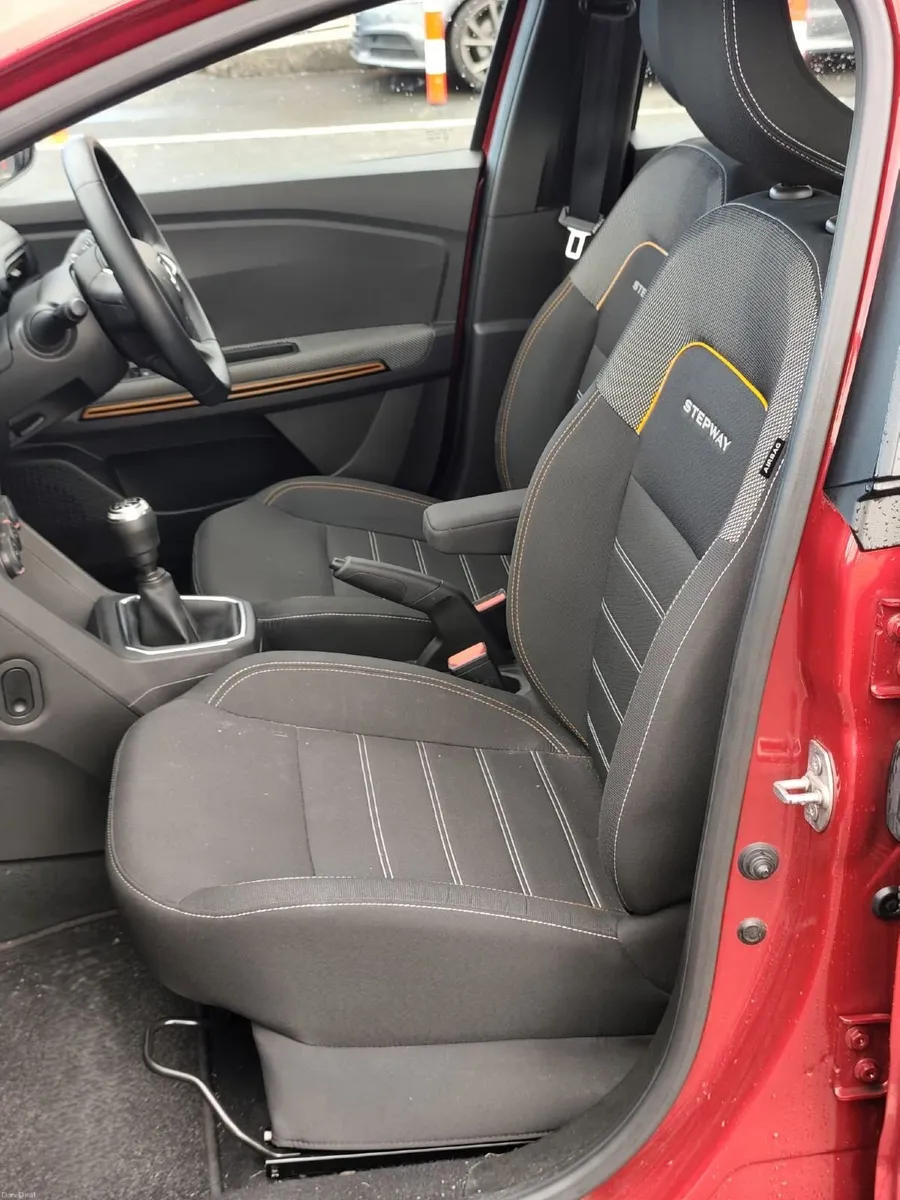 Dacia Sandero Stepway 2021 - Image 6
