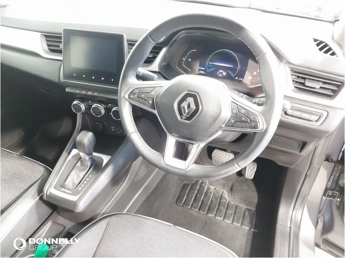 Renault Captur Hatchback Techno - Image 4
