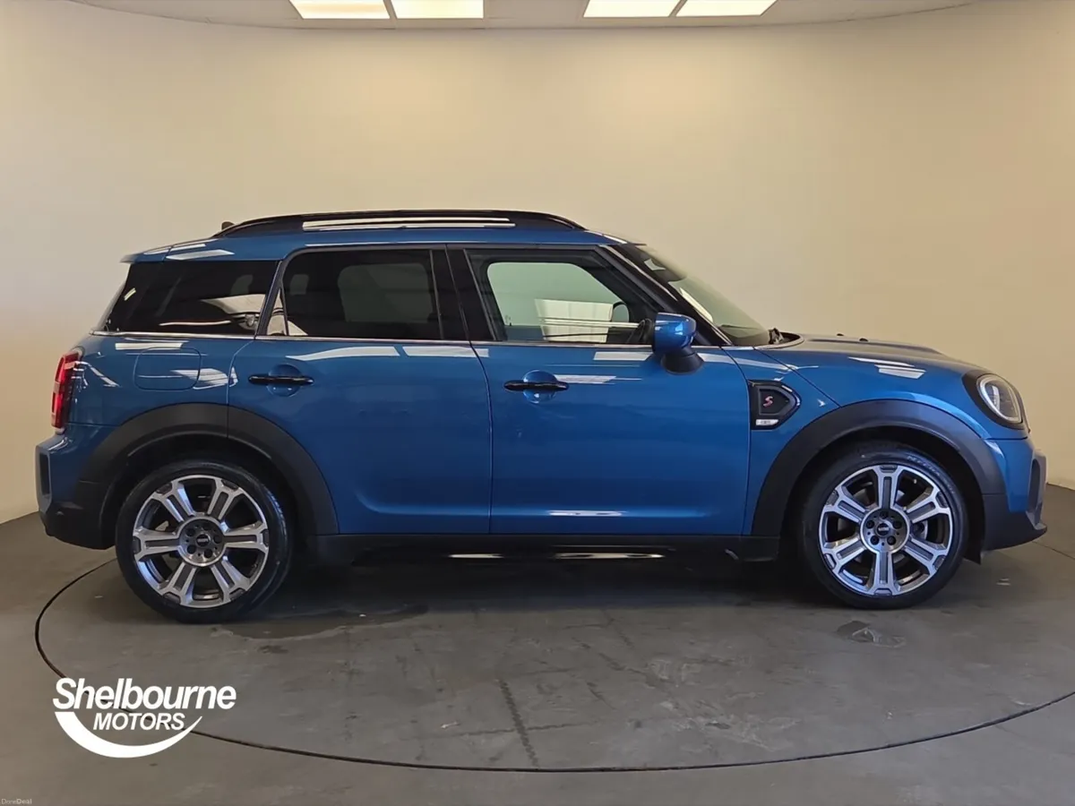 MINI Countryman COOPER S EXCLUSIVE - Image 3