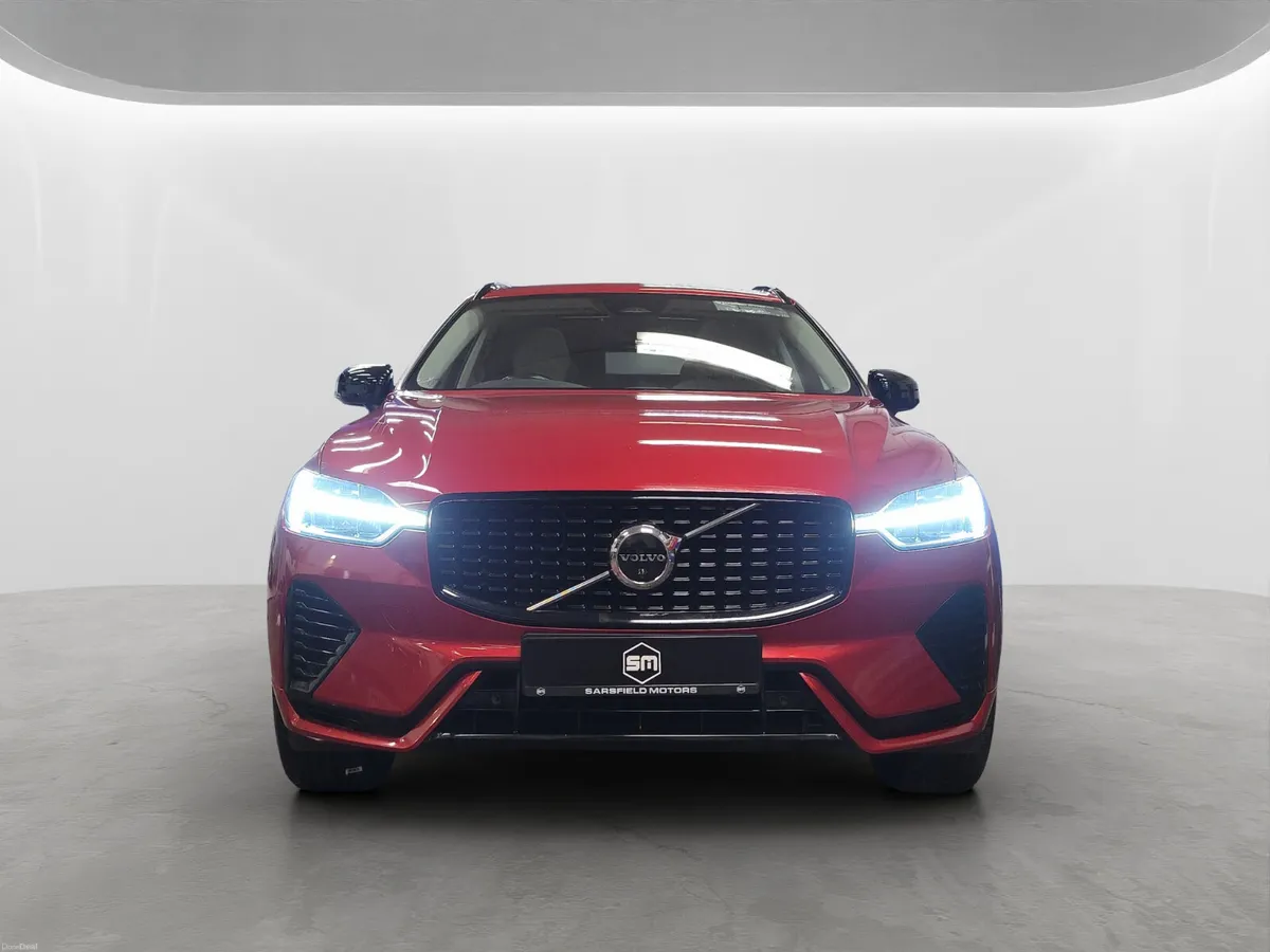2023 VOLVO XC60 2.0 T6 350 BHP PLUS DARK AWD. - Image 2