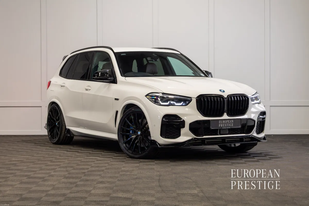 2022 BMW X5 X-Drive 45e M-Sport - Image 1