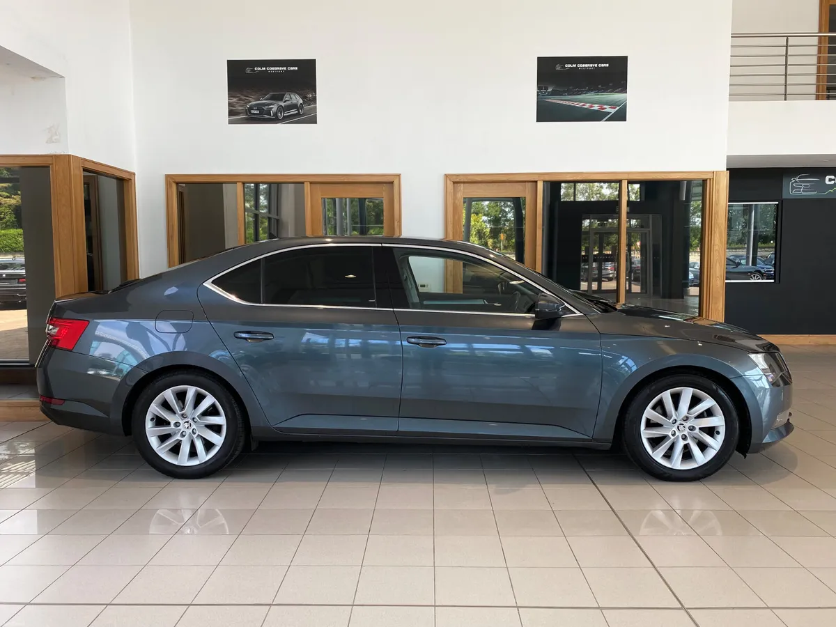 Skoda Superb 2019 2.0TDI Technology 150PS DSG - Image 2