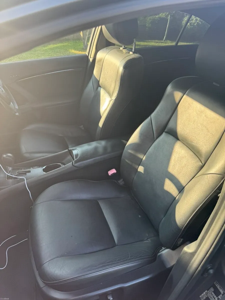 2009 Toyota Avensis AUTO - Image 6