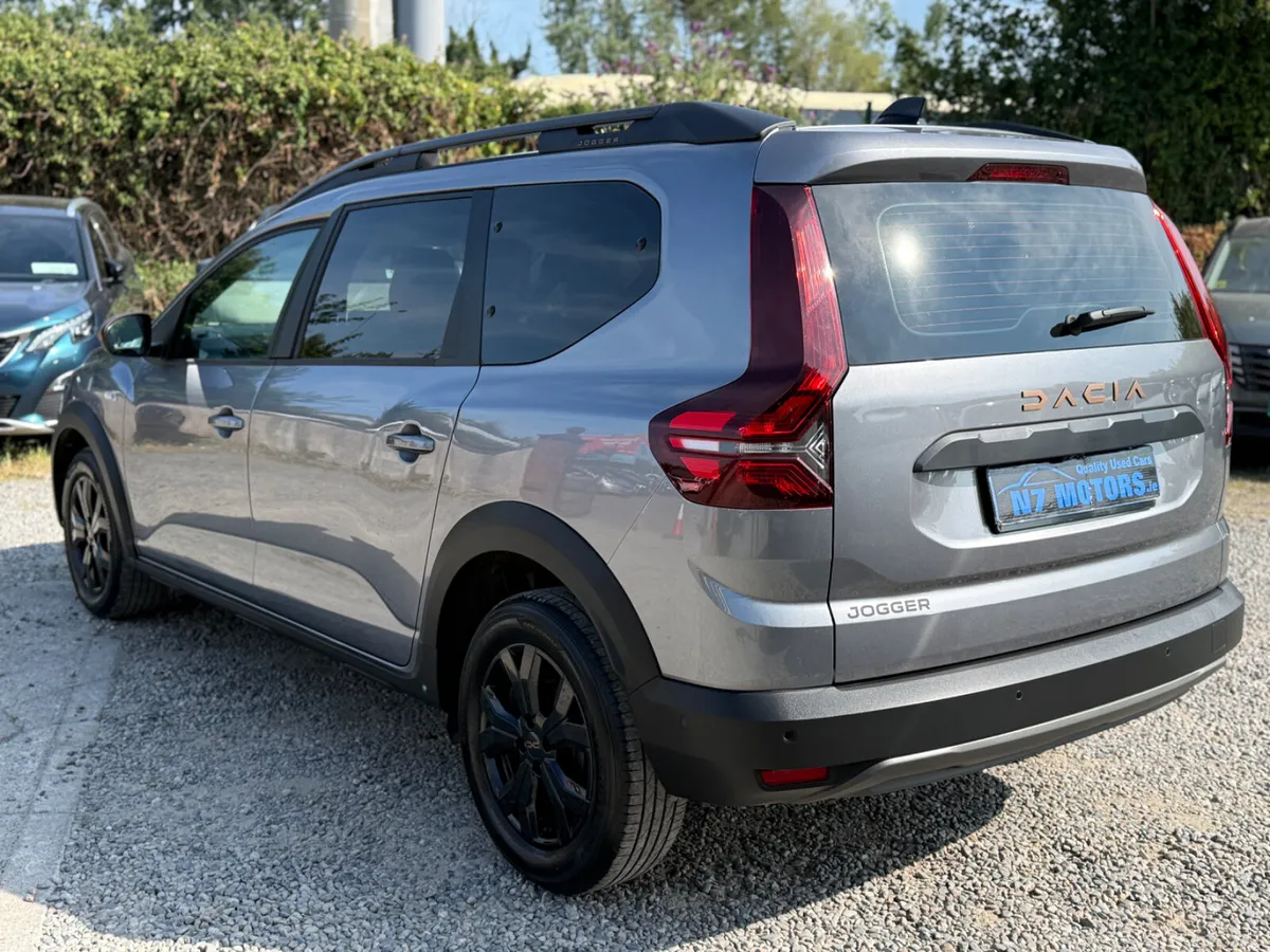 2025 Dacia Jogger 1.0 EXTREME 7 SEATER - Image 5