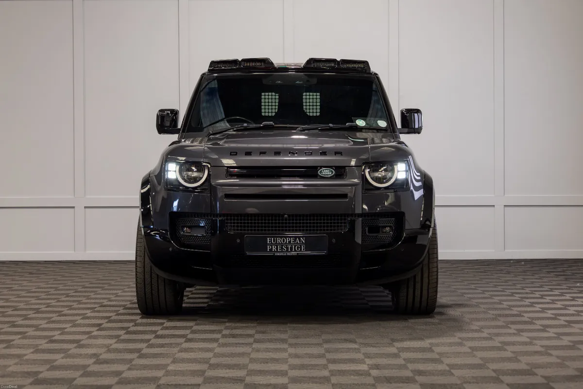 2021 Land Rover Defender 90 3 Seat Commercial - Image 2