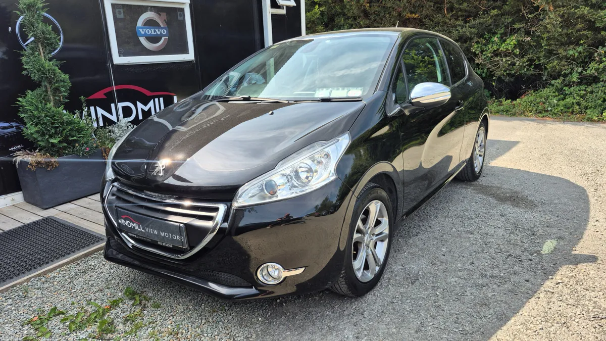 Peugeot 208 1.2 VTI Allure - Image 4