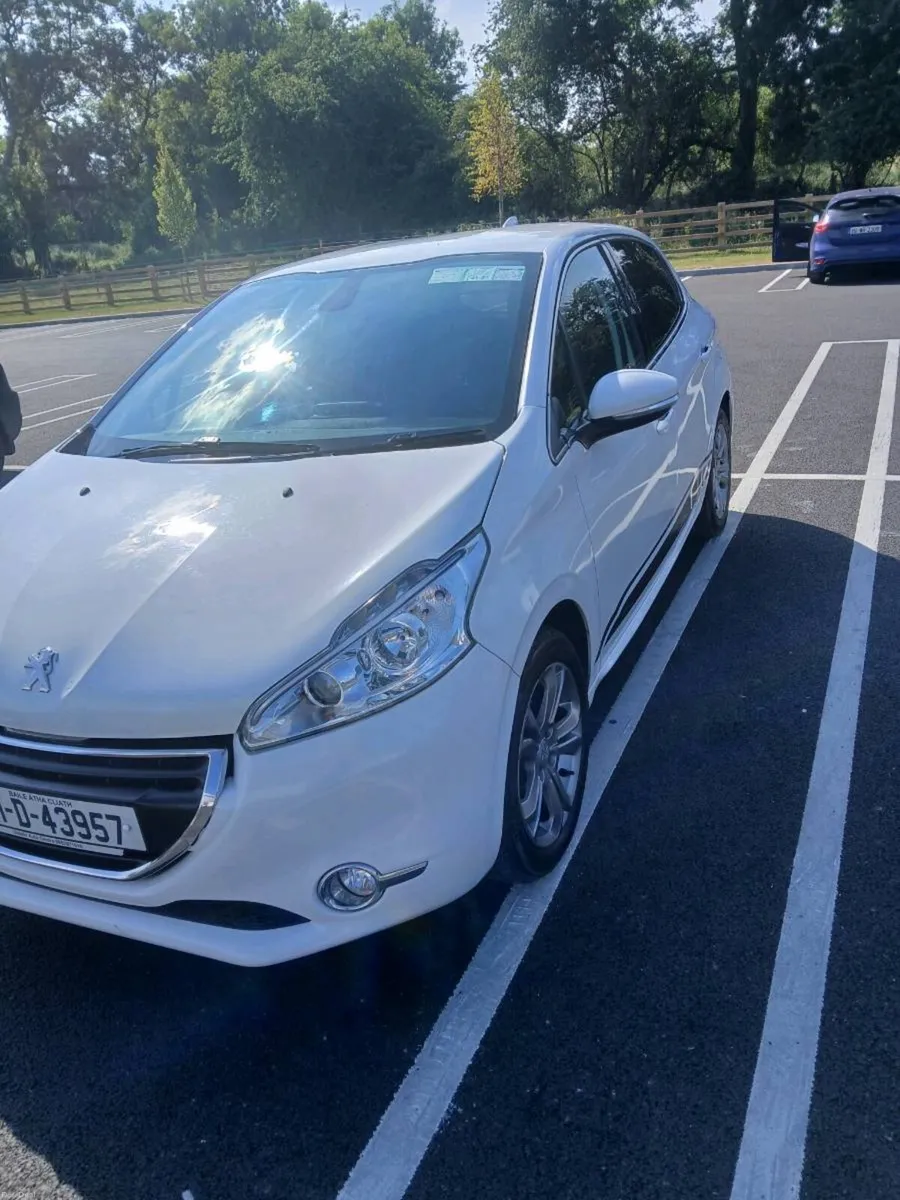 Peugeot 208 1.2 Allure - Image 2
