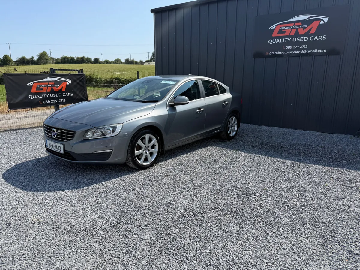 Volvo S60 2.0 Diesel Automatic - Image 3