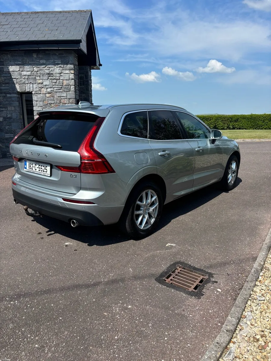 Volvo xc60 - Image 2
