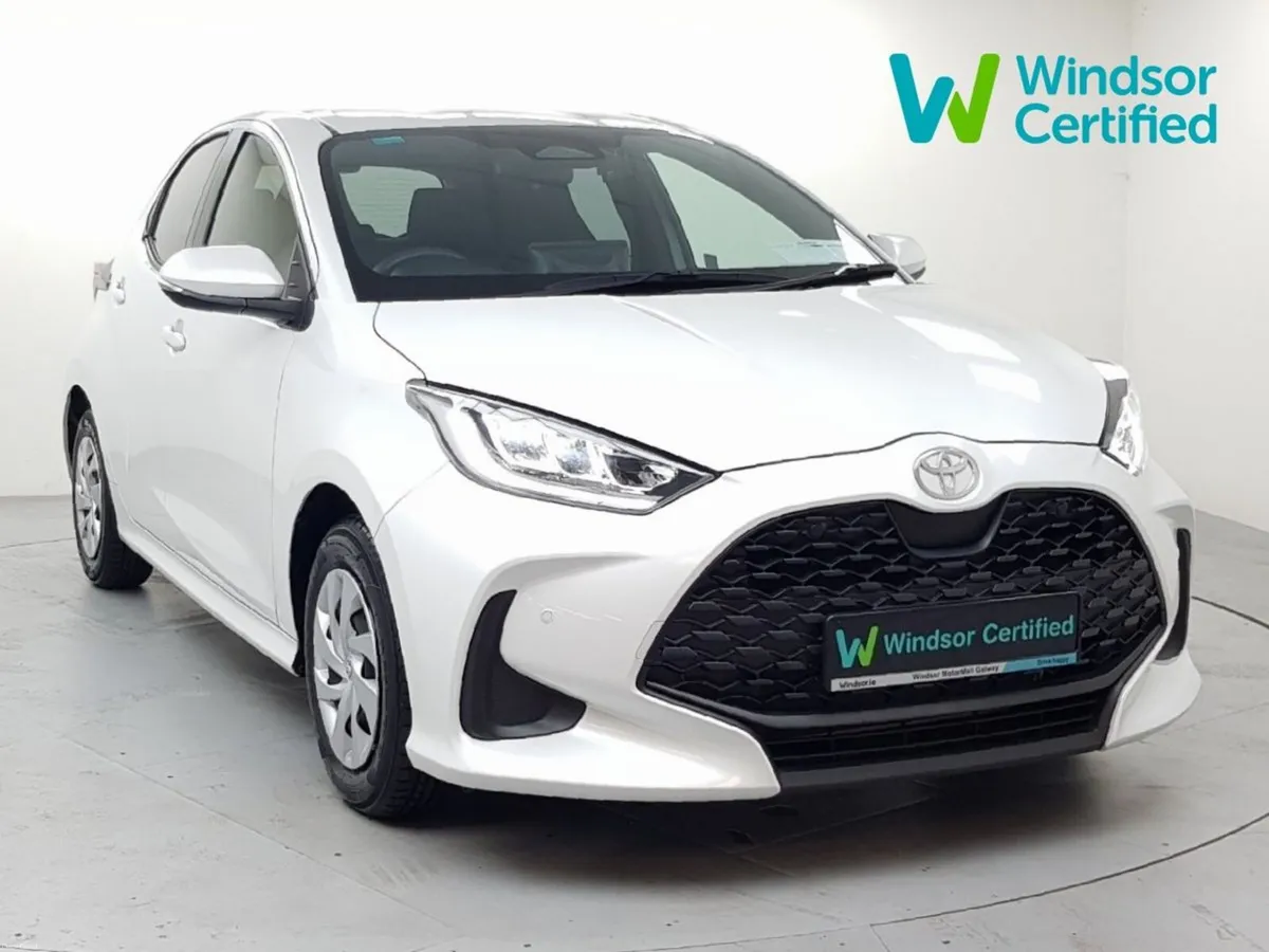 Toyota Yaris Totota Yaris Hybrid Auto - Image 1