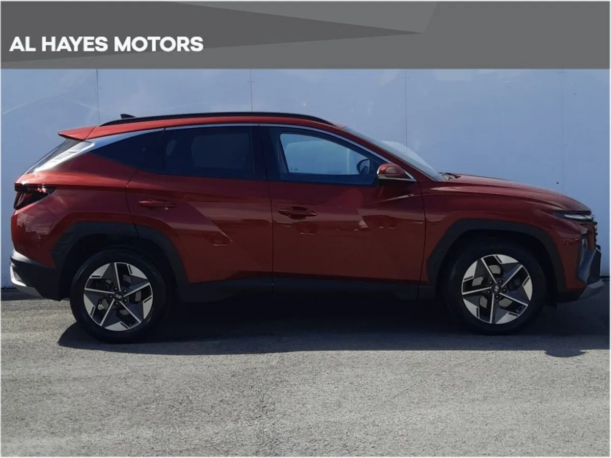 Hyundai Tucson **EXECUTIVE**FULL LEATHER**LIKE NEW - Image 6
