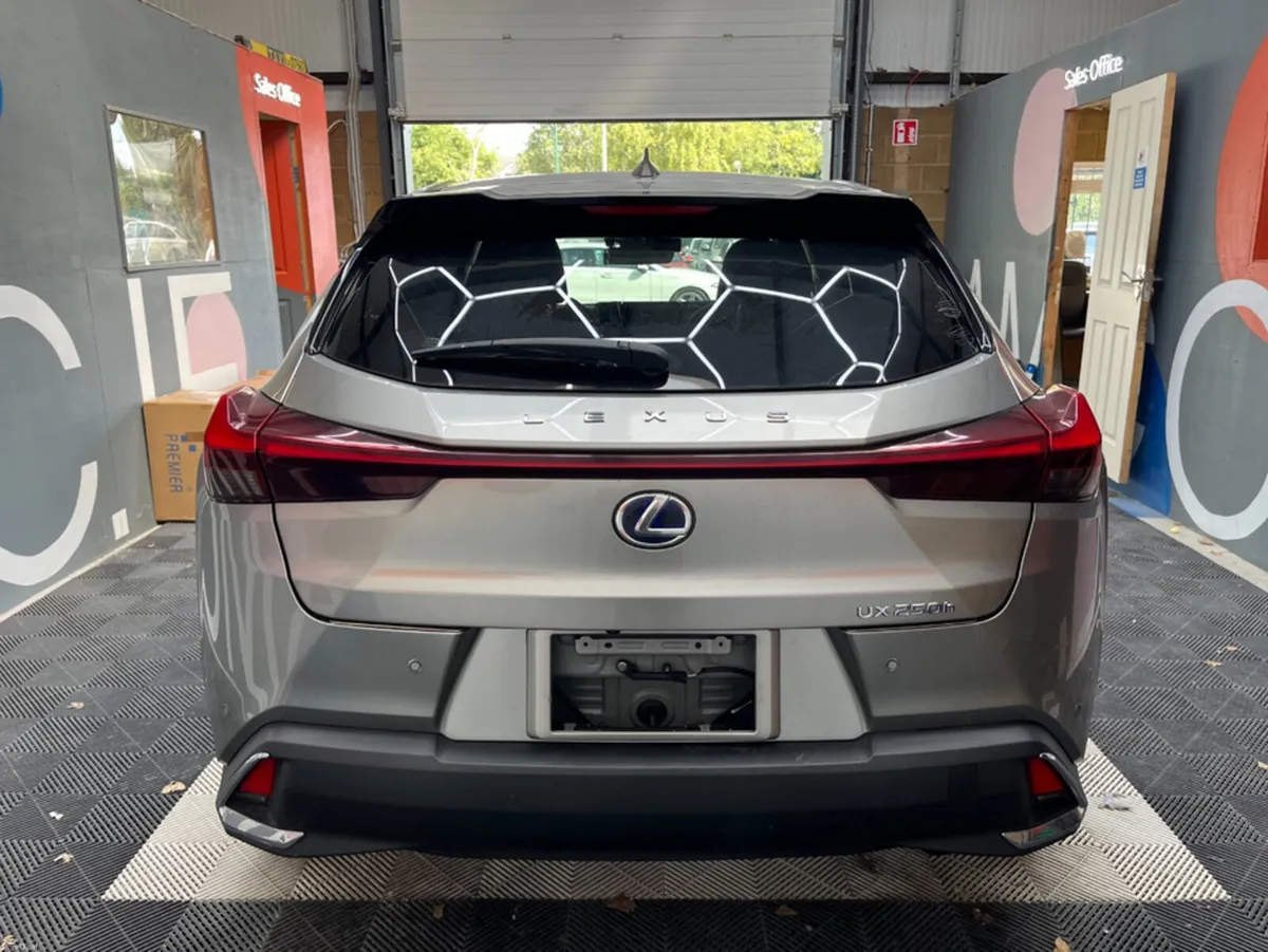 Lexus UX 2020 LEXUS UX250H 2.0 AUTOMATIC / CRUISE - Image 3