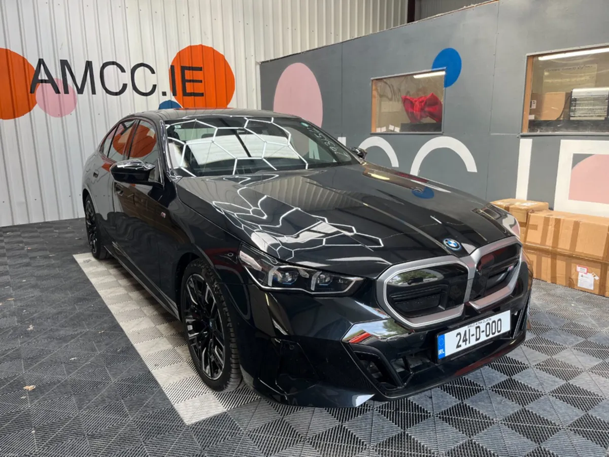 BMW i5 2024 BMW I5 M60 XDRIVE AUTOMATIC / CRUISE C - Image 1