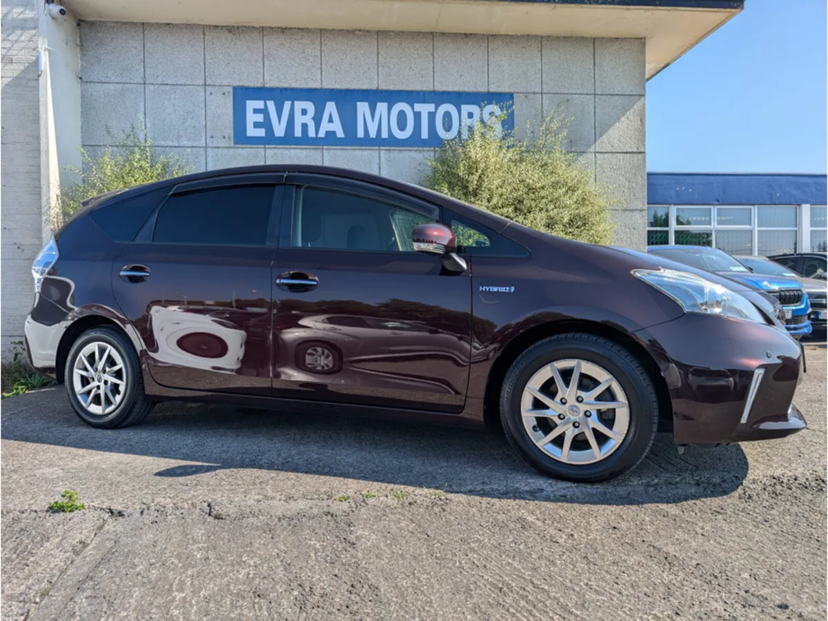 Toyota Prius 7 SEATER HYBRID AUTOMATIC 1.8 PETROL - Image 3