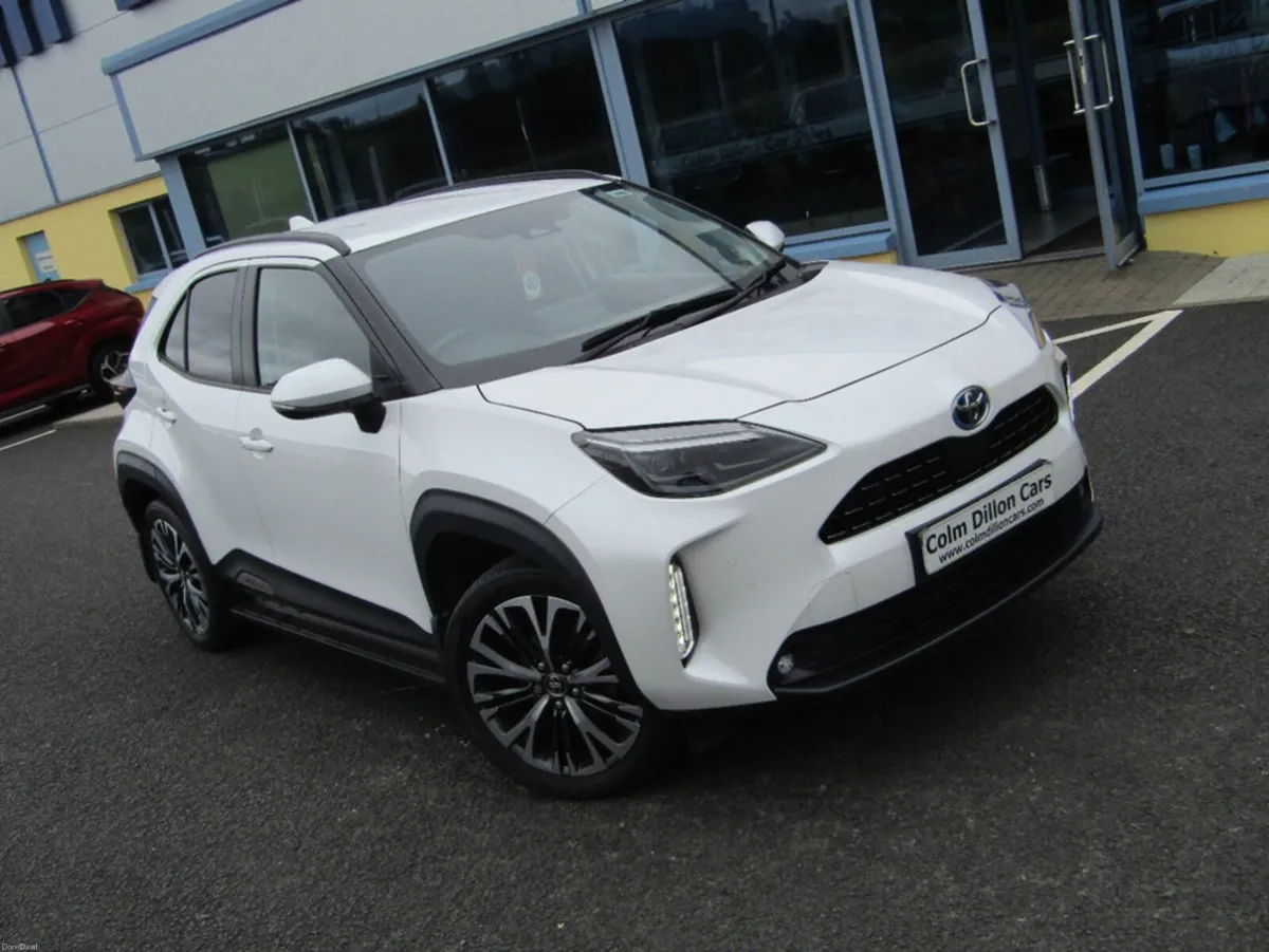 Toyota Yaris Cross EXCEL HEV 4X4 - Image 2