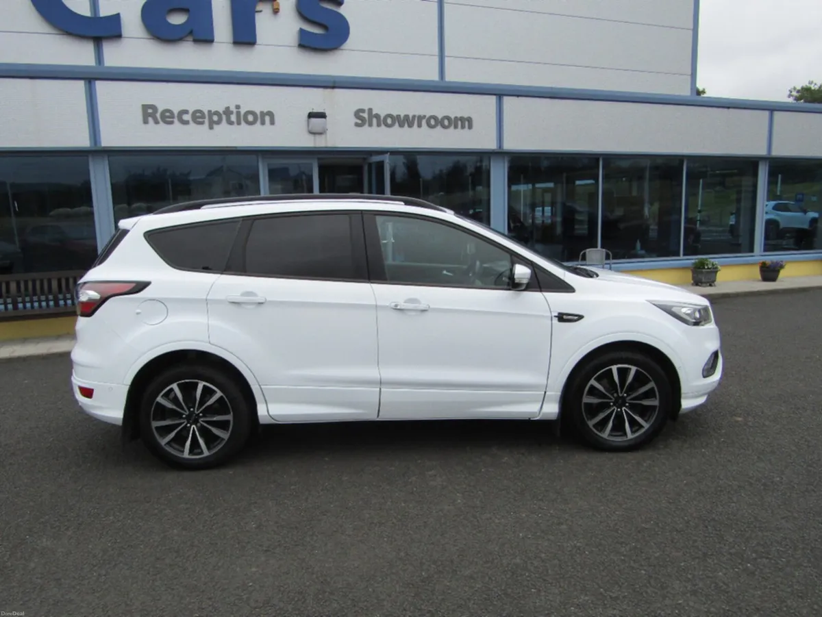 Ford Kuga 1.5 TDCI 120PS  FWD 4DR ST-LINE - Image 3