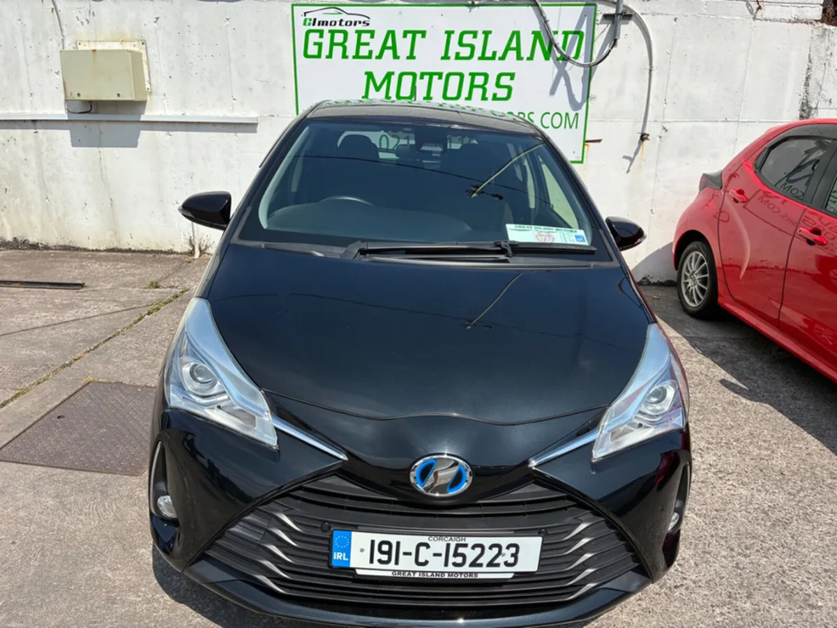 Toyota Vitz 1.5i Petrol Hybrid Automatic - Image 5