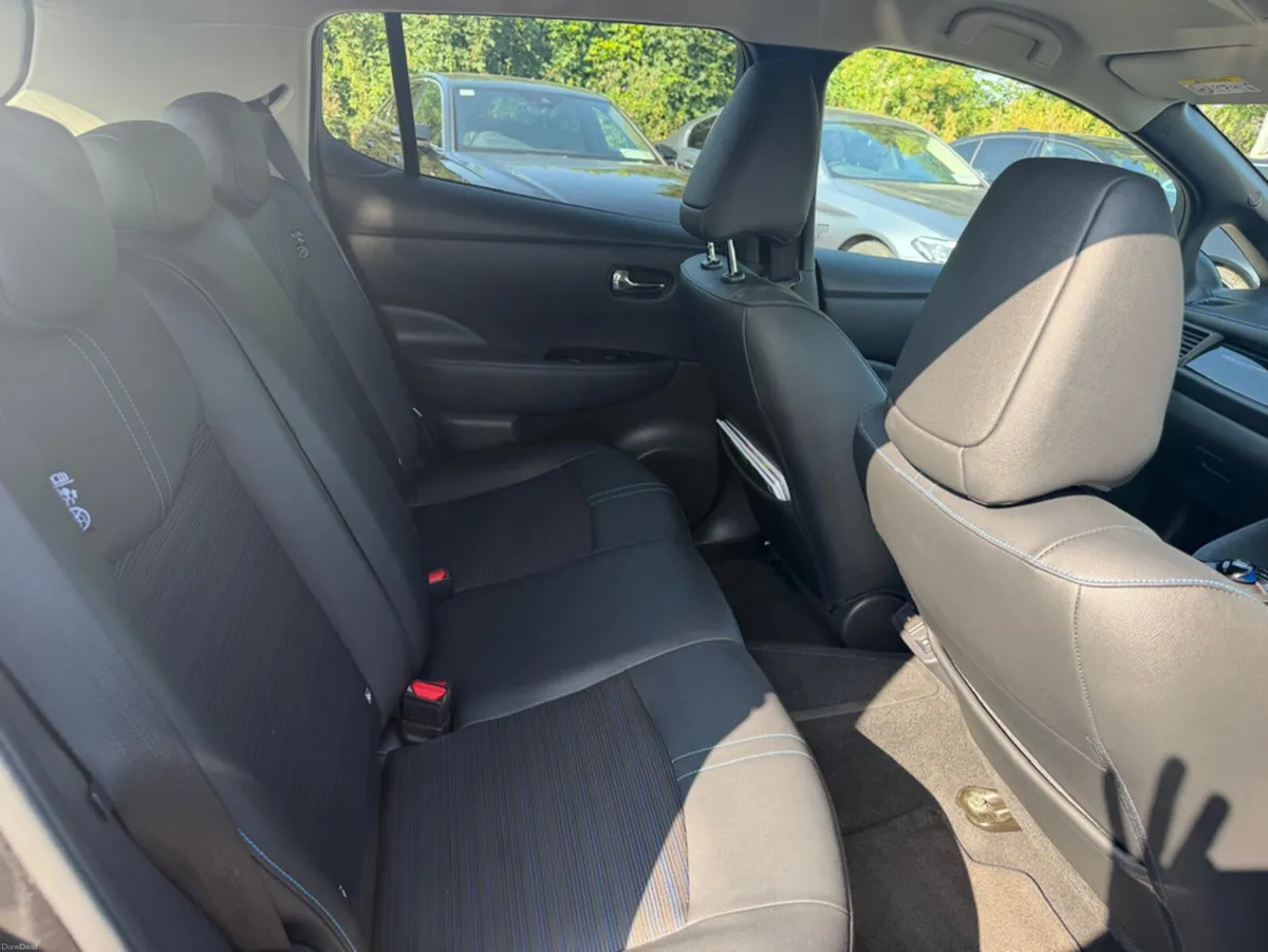 Nissan Leaf E N-CONNECTA 148BHP 5DR - Image 5