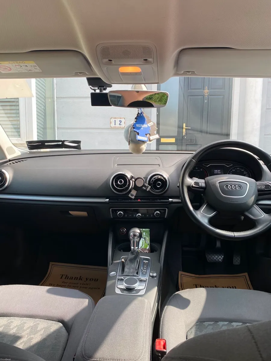 Car - Image 4