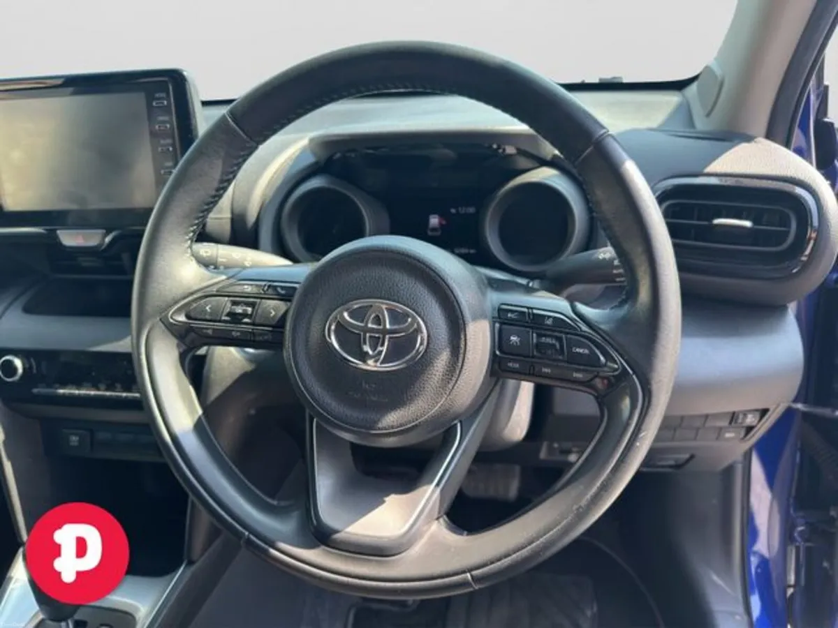 Toyota Yaris Cross G-Spec Hybrid Auto - Straight S - Image 2