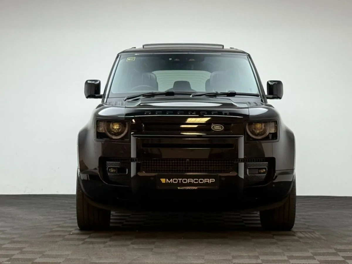Land Rover Defender P300E X FLAGSHIP MODEL - Image 2