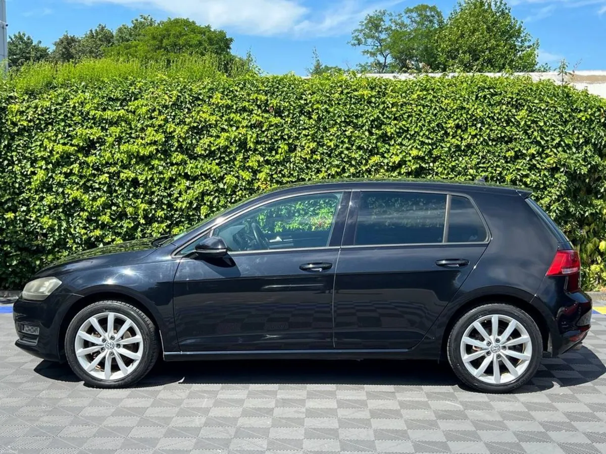 Volkswagen Golf HIGHLINE 1.4 TSI AUTO // SERVICE H - Image 3