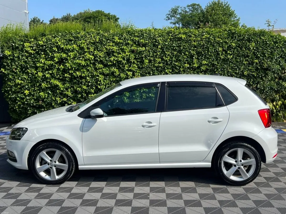 Volkswagen Polo HIGHLINE 1.2 TSI AUTO // LEATHER/A - Image 3