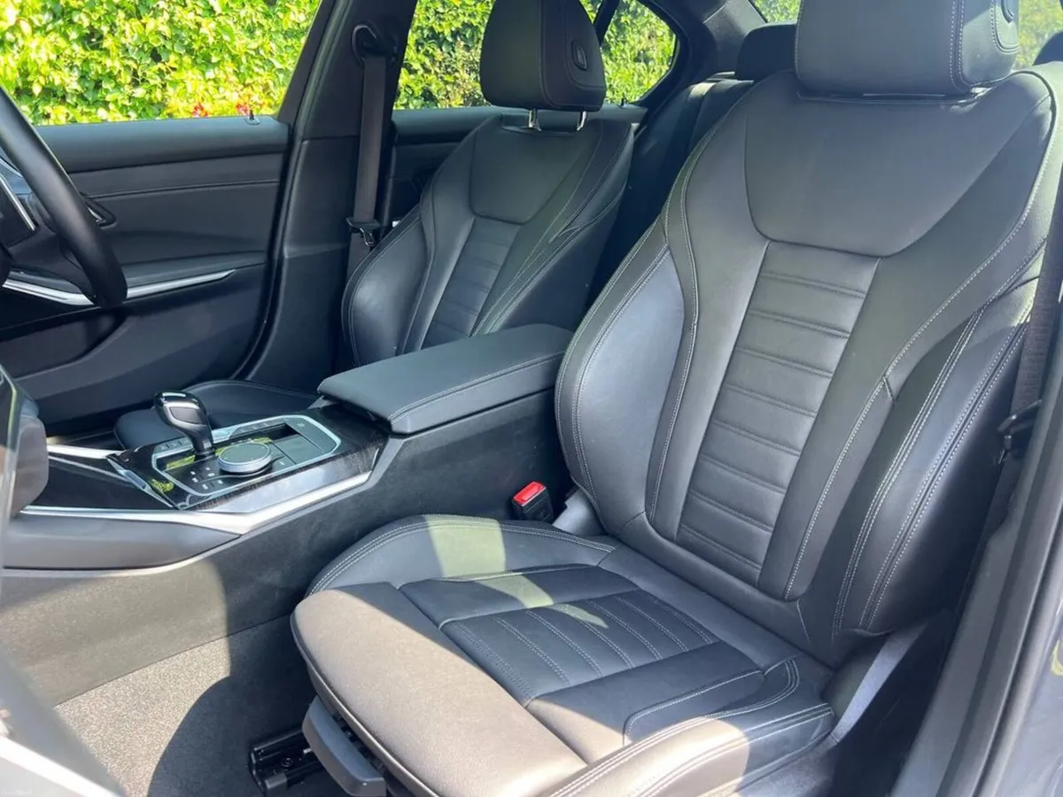 BMW 3-Series 330e M-SPORT COMPETITION 2.0 HYBRID A - Image 6