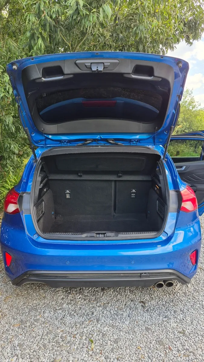 Ford Focus ST 2021 - Image 6