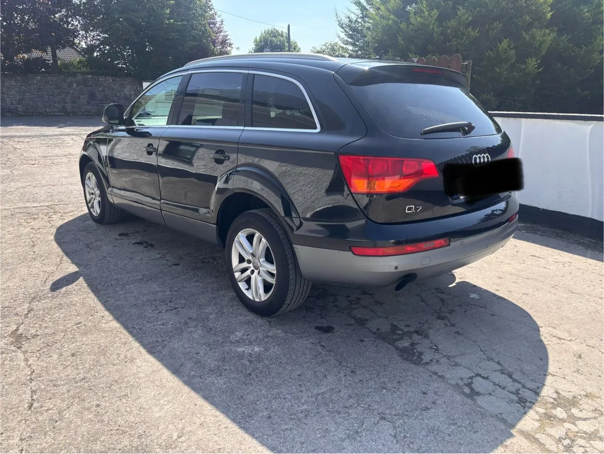 Car - Image 2