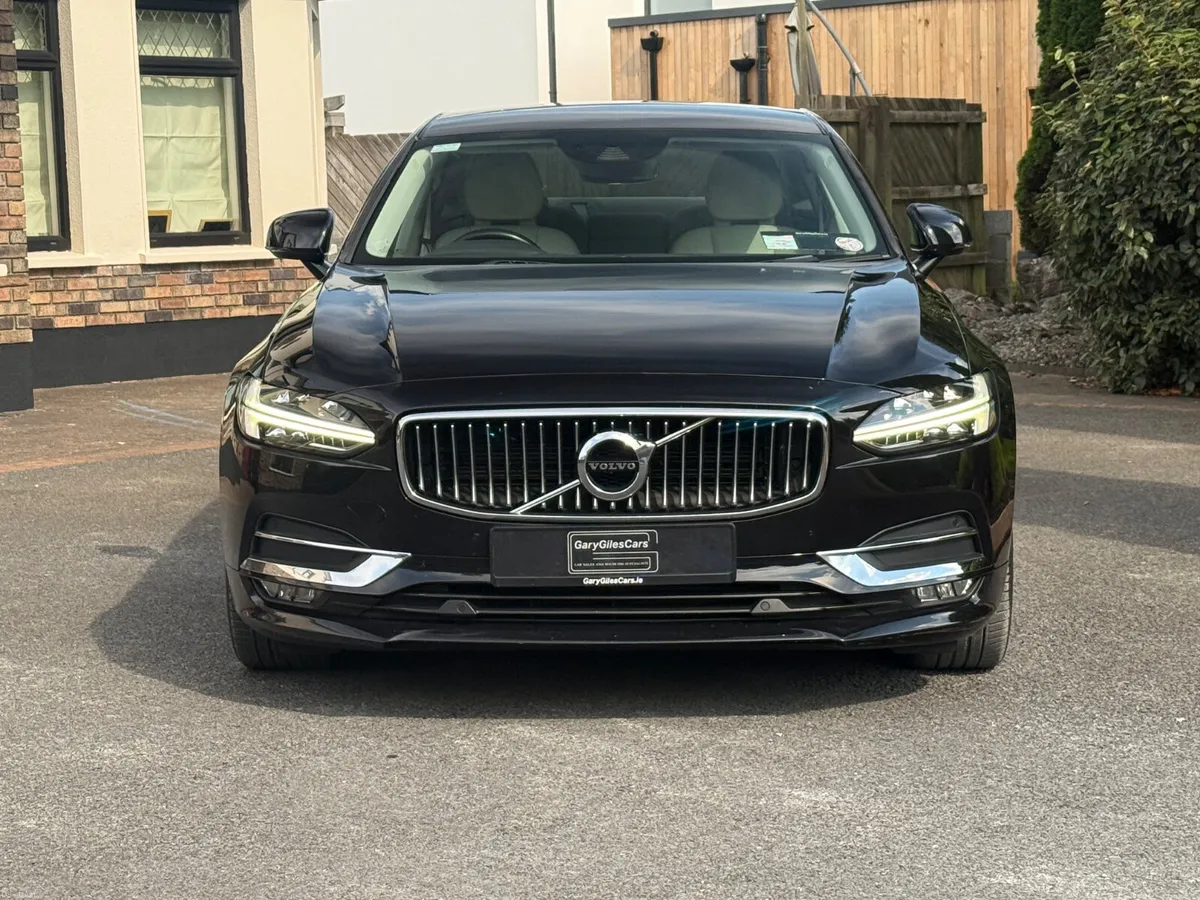 Immaculate 181 Volvo S90 Inscription! - Image 2