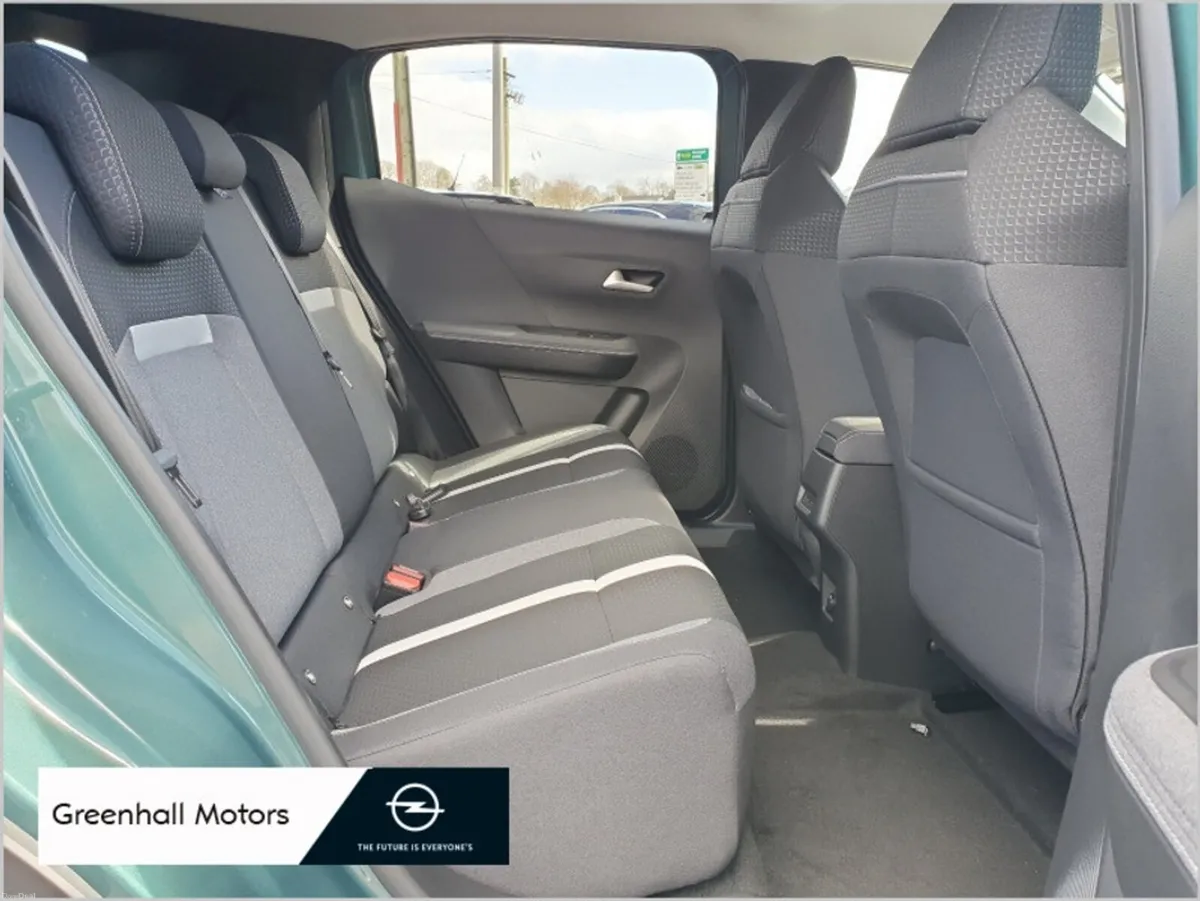 Opel Frontera GS 1.2 Petrol Hybrid - Image 6