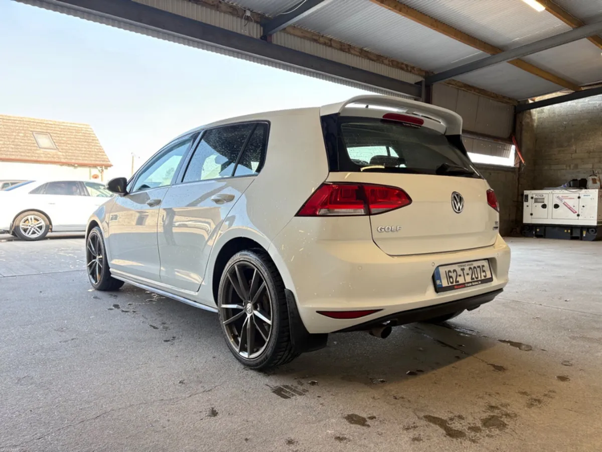 Volkswagen Golf Golf 1.6 TDI BLUEMOTION - Image 3