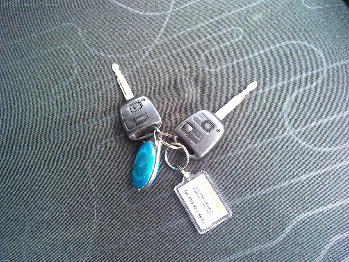 Toyota Yaris MC 1.0 TERRA 5DR - Image 3