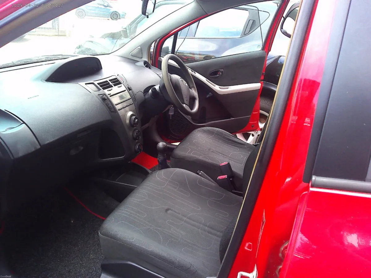 Toyota Yaris MC 1.0 TERRA 5DR - Image 4