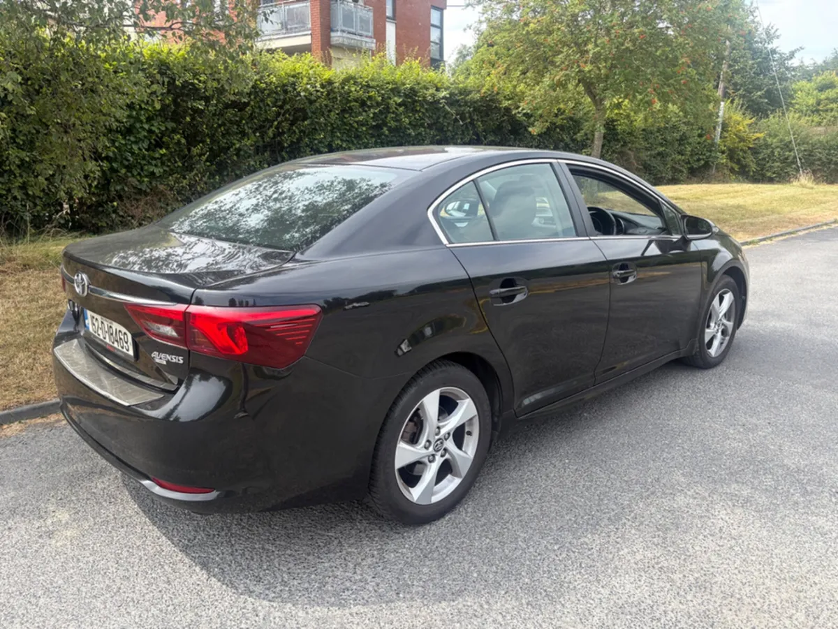 Toyota Avensis 1.8 M/D LUNA 4DR AUTO SAL - Image 4